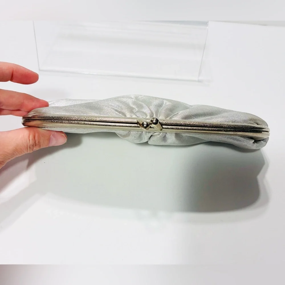 Vintage Made In Hong Kong Handmade Silver Fabric Clutch 9”W x 5.5”H